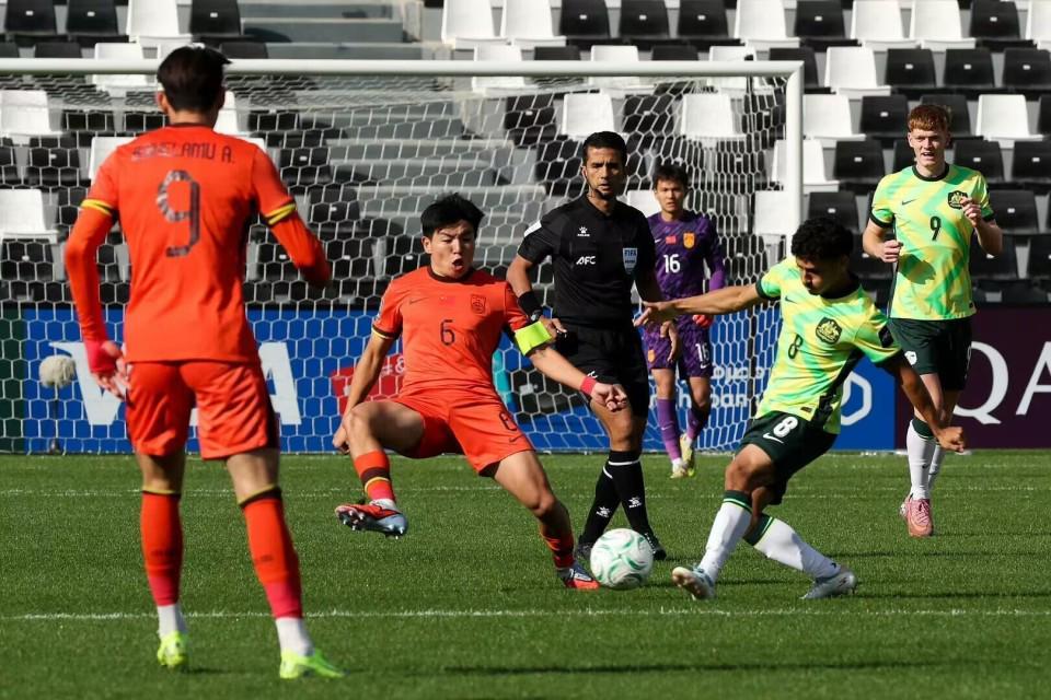 开云体育官网-1月17日亚洲杯1/4决赛+直播： 国足VS乌兹别克，李昊是头号功臣