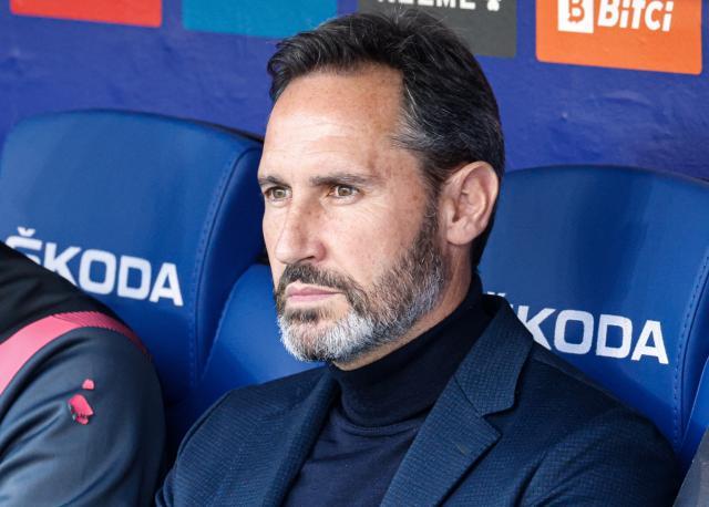 Kaiyun开云官方网站中国登录-西班牙人宣布主教练莫雷诺离任 近7场1胜成导火索