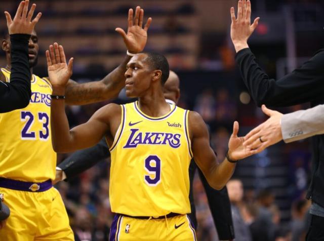 1630512028957067874.jpeg rondo-lakers-high-fives-784x584.jpeg