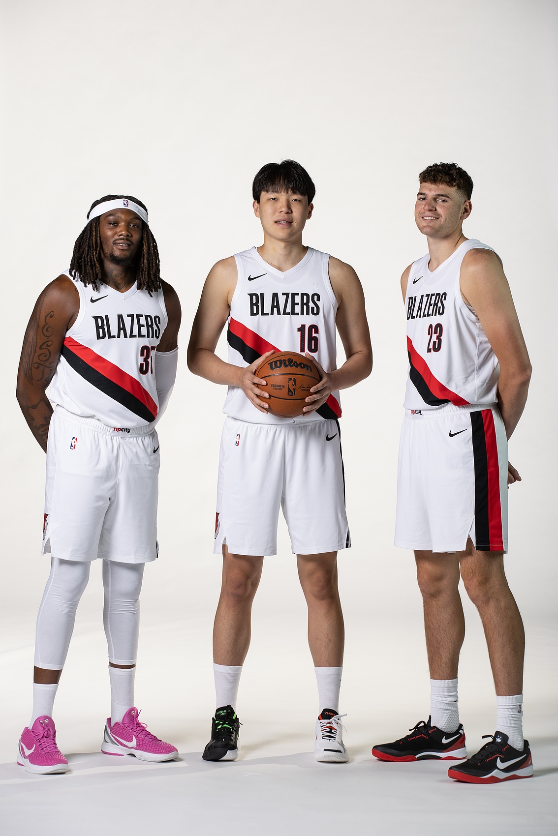 开云体育官网-还不够？拓媒：今年选秀需补强中锋位置 施泰因巴赫是不错的选择